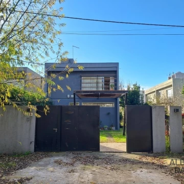 Casa DOS DORMITORIOS CON PILETA