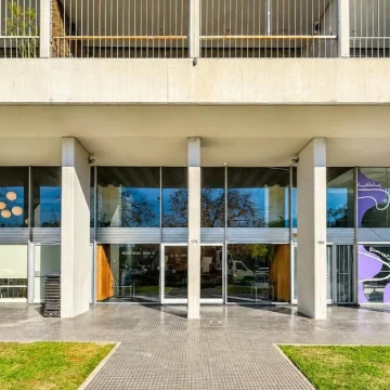 Venta Departamento 3 Dormitorios Barrio Martin  Vista al Río Cochera