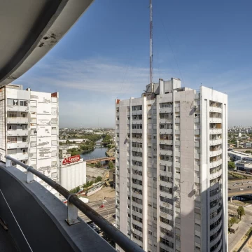 Venta Departamento 3 ambientes con cochera en Avellaneda Apto Crédito