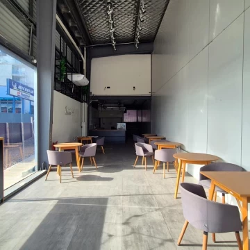 Alquiler de local en Centro Maldonado Av. Roosevelt