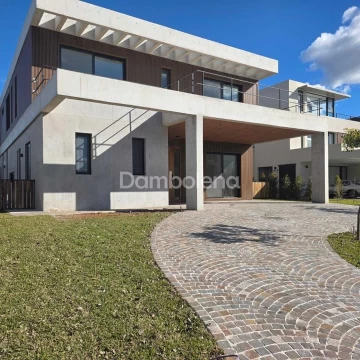 Casa Venta en EL YACHT - NORDELTA