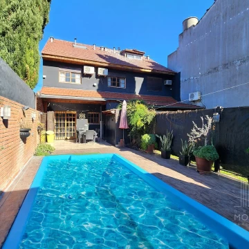 VENTA Duplex 4 Ambientes 3 Plantas con jardin, quincho y pileta en Villa Adelina Golf San Isidro