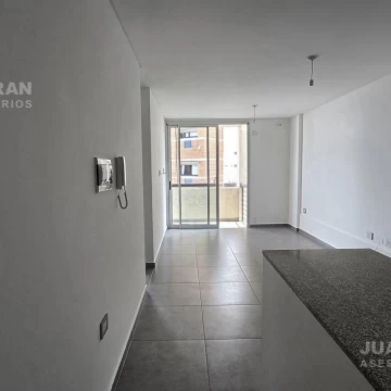 Departamento frente a parque Las Tejas, 1 dormitorio, Nueva Córdoba