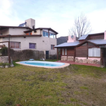 VENTA CABAÑA VILLA GIARDINO 4 DORMITORIOS AMOBLADA