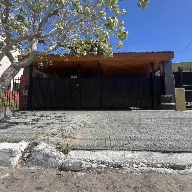 Casa 5 ambientes lanus oeste venta
