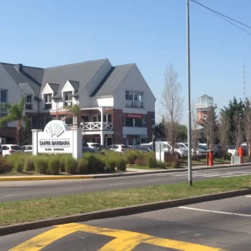 Oficina en venta en el Paseo Paseo Comercial Santa Barbara. Disponibilidad INMEDIATA