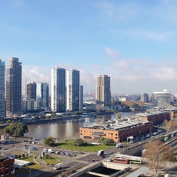 Alquiler Monoambiente con cochera. Apto profesional.  Amenities. Puerto Madero