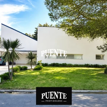 Casa en Venta en Saint Thomas Sur - Toda en Planta Baja