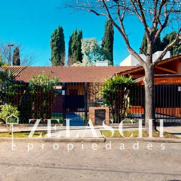 Casa en venta: sobre calle Lorenzini, Ciudad Jardín 