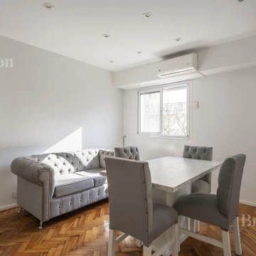 Venta 2 ambientes reciclado a nuevo en Recoleta