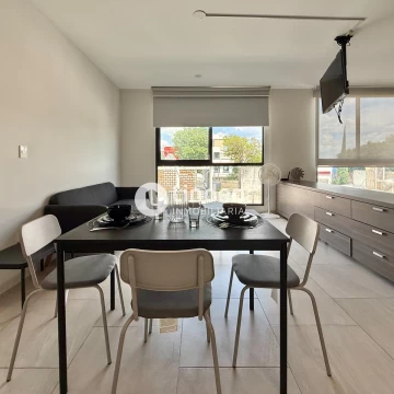 Departamento Tipo Loft en Renta en Calle Tlaxco, Zona La Paz, Puebla.