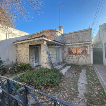 Venta Chalet de 2 dormitorios - Rosario