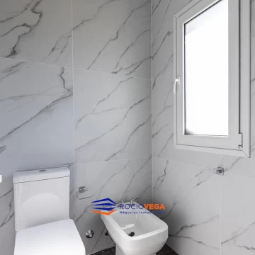 1783520658.jpg
