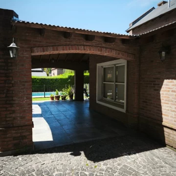 1783520704.jpg
