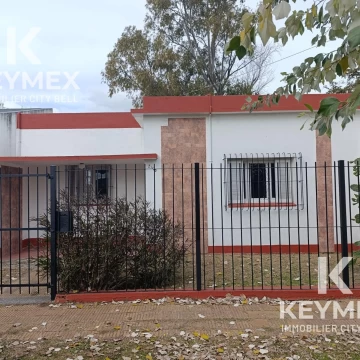 Casa en Los Hornos en alquiler