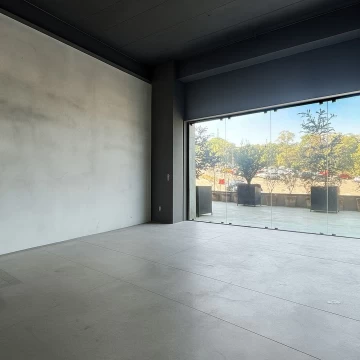 Local comercial en renta en Zona Esmeralda, Atizapán