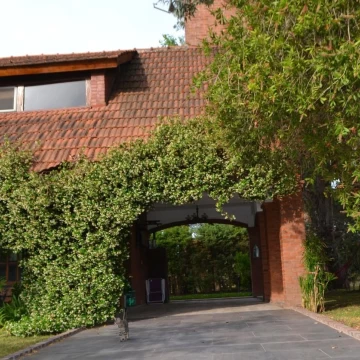 Casa en venta en Country Banco Provincia, Francisco Alvarez