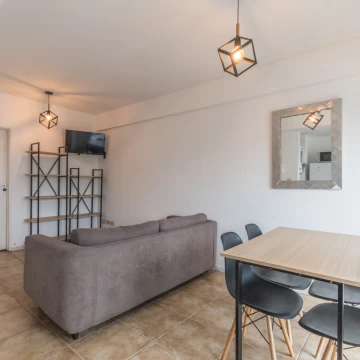 Venta. Departamento 2 ambientes. Contrafrente. Luminoso. Villa Santa Rita