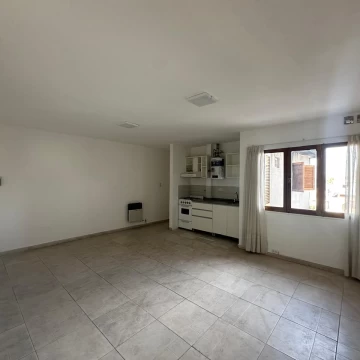 Departamento en Alquiler de 1 dormitorio en Cofico