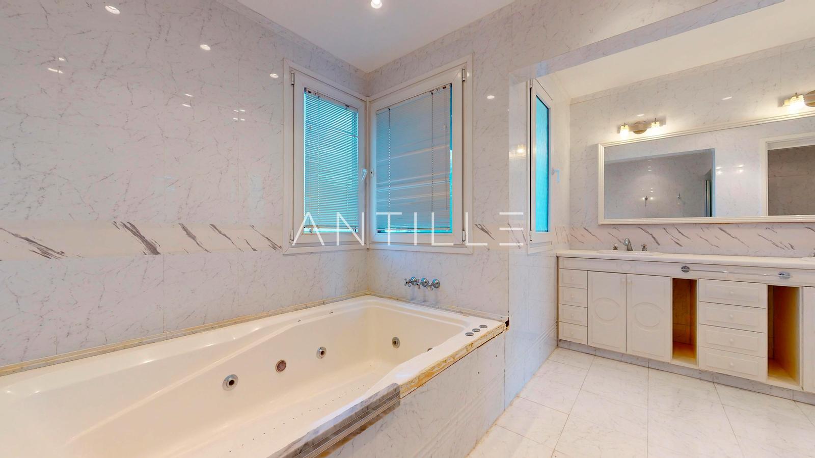 BAÑO CASA EN VENTA EN ABRIL CLUB DE CAMPO, HUDSON