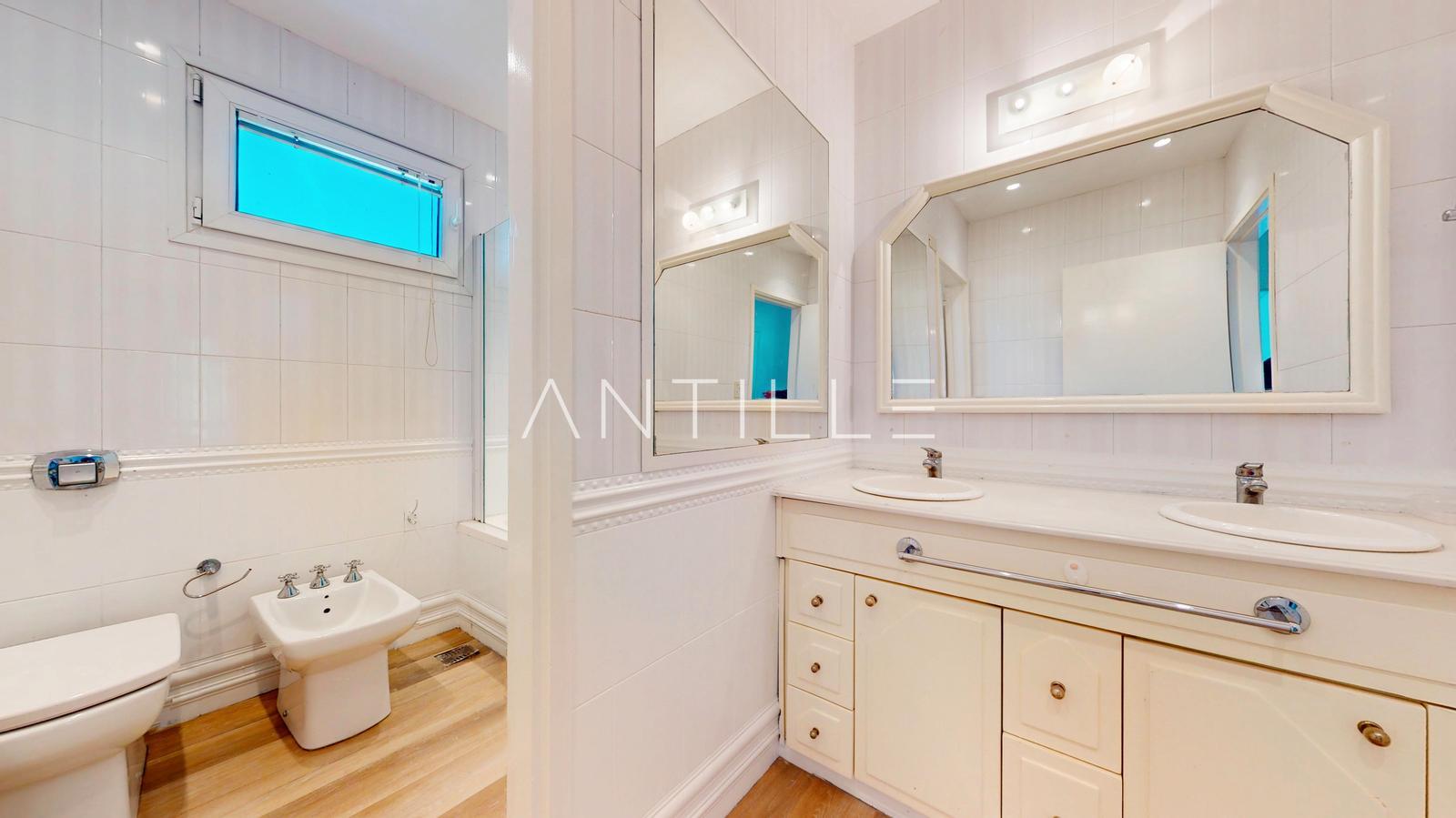 BAÑO CASA EN VENTA EN ABRIL CLUB DE CAMPO, HUDSON