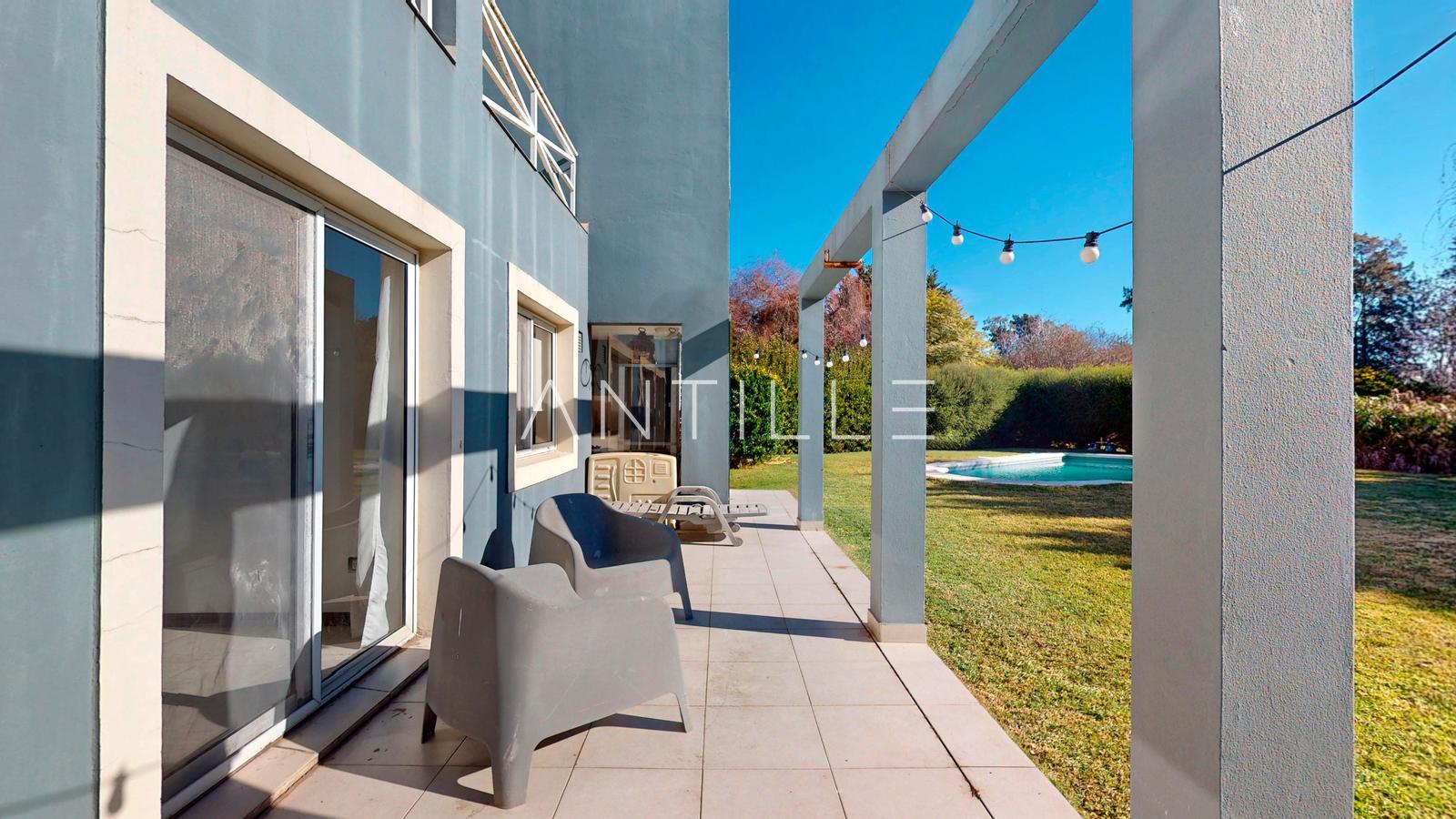 GALERIA CASA EN VENTA EN ABRIL CLUB DE CAMPO, HUDSON