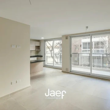 Semipiso de categoría en barrio Martin en venta