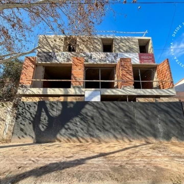 Departamento de 3 ambientes con cochera - Villa Ballester