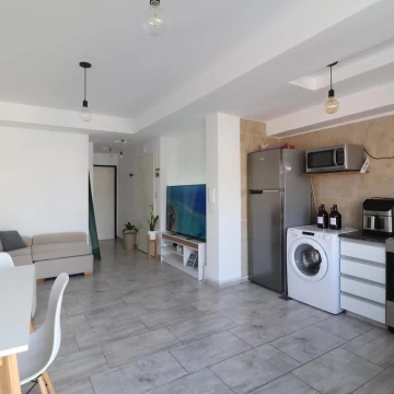 Departamento 2 ambientes en venta con pileta- Mataderos