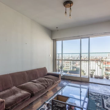 DEPARTAMENTO . FRENTE . VISTA ABIERTA