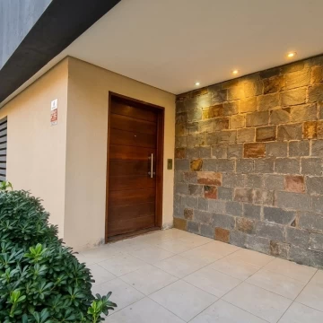 Casa Venta en Monseñor Ferreyra 6300