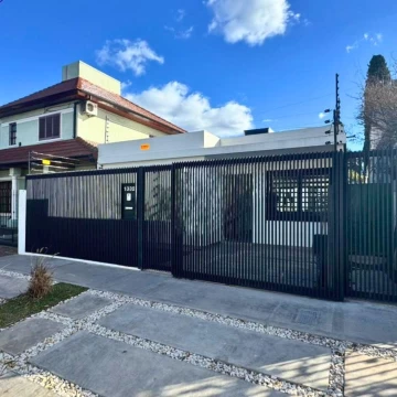 Casa PH reciclado a nuevo 3 ambientes pileta ituzaingo
