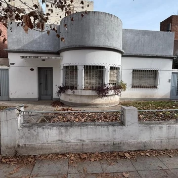 Casa venta Ramos Mejia 5 ambientes