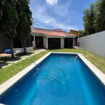 Casa en Venta en Fraccionamiento Villa Zavaleta, Zona Zavaleta