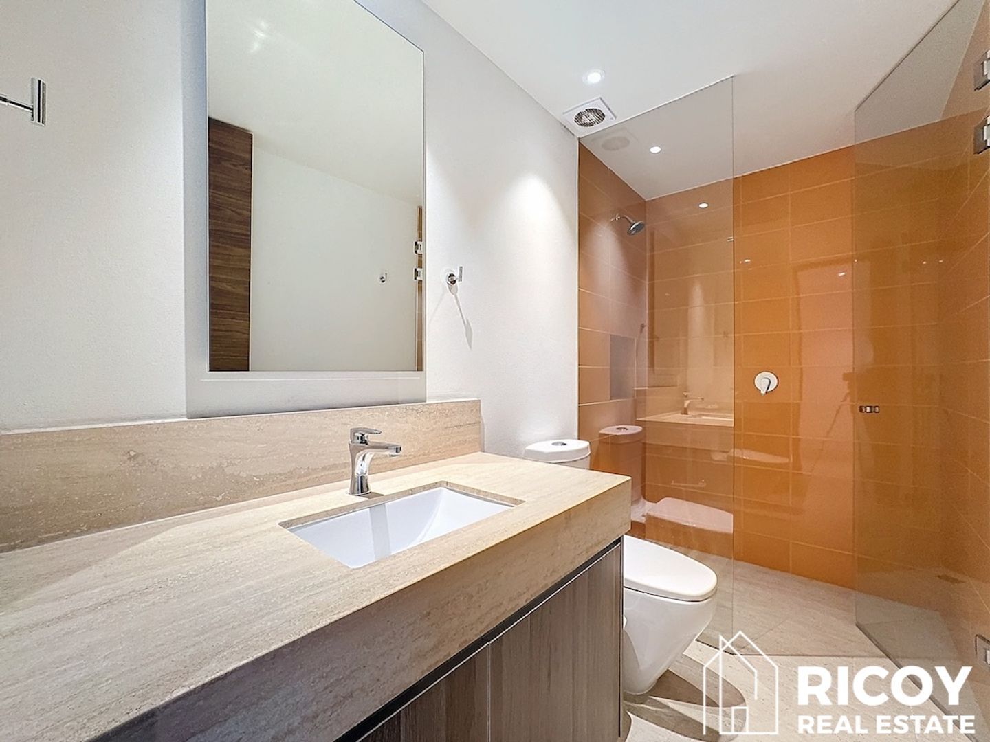 La Gota 16.jpg
