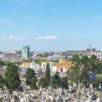 Vistas al Río y a la Ciudad - Exclusivo Penthouse con Cocheras en Recoleta 