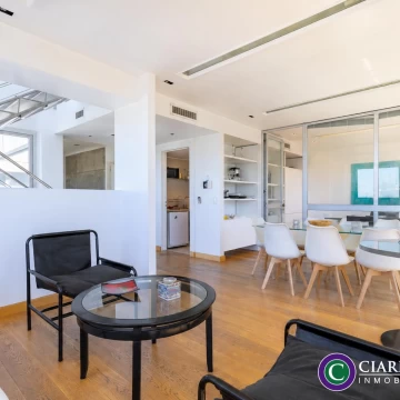 Vistas al Río y a la Ciudad - Exclusivo Penthouse con Cocheras en Recoleta 