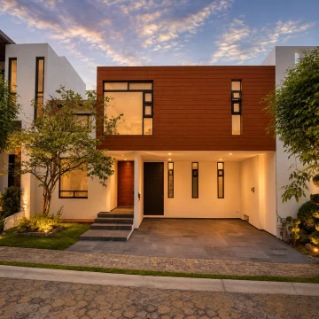 CASA EN VENTA EN PARQUE DURANGO, ZONA LOMAS DE ANGELÓPOLIS III, CASCATTA