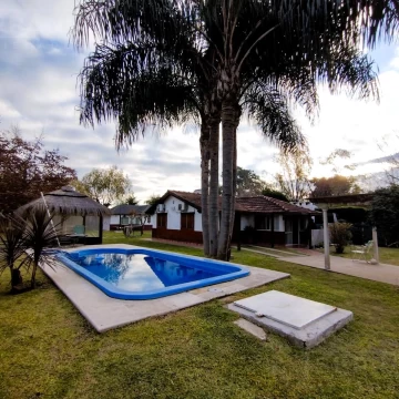 Venta casa  3 amb, pileta en Parque Sakura. PROPIEDAD FINANCIABLE. APTO CRÉDITO HIPOTECARIO