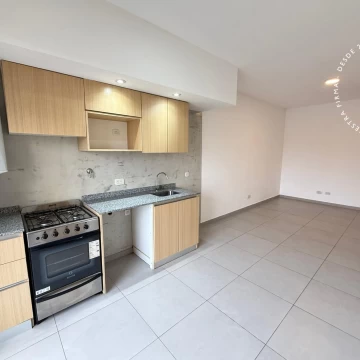 Departamento en alquiler de 2 ambientes con cochera - Villa Ballester