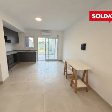 Dúplex de 2 Ambientes en Alquiler | La Angélica, Pilar - con jardín