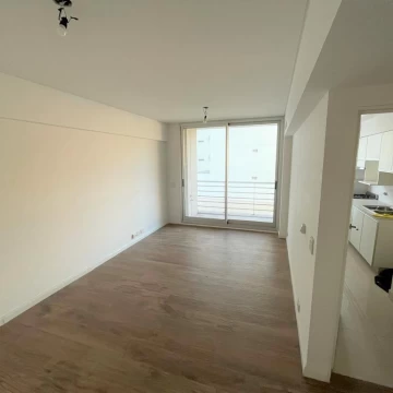 ALQUILER A ESTRENAR- DEPTO 2 AMB. con BALCON, CABALLITO, LUMINOSO.   FULL AMENITIES.