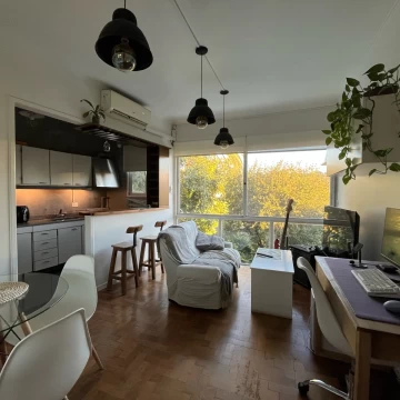 Departamento de 2 ambientes en venta en San Isidro
