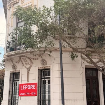 VENTA DEPARTAMENTO TIPO CASA 7 AMB- BALVANERA