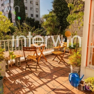 Departamento en VENTA de 2 ambientes - balcón aterrazado - Colegiales.
