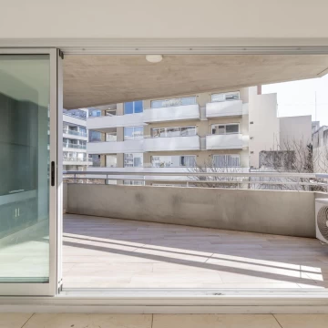 Departamento en Belgrano 4 ambientes con balcon terraza y parilla propia