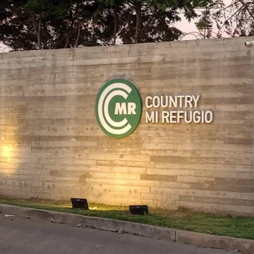 Casa Venta en Sargento Cabral 2600