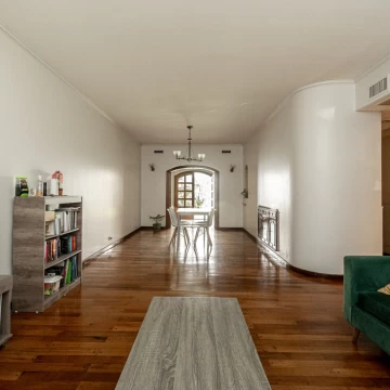 Casa - A m Parque Centenario - Jardín - Cochera