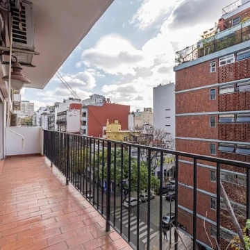 Departamento tres ambientes en venta a pasos ALTO PALERMO
