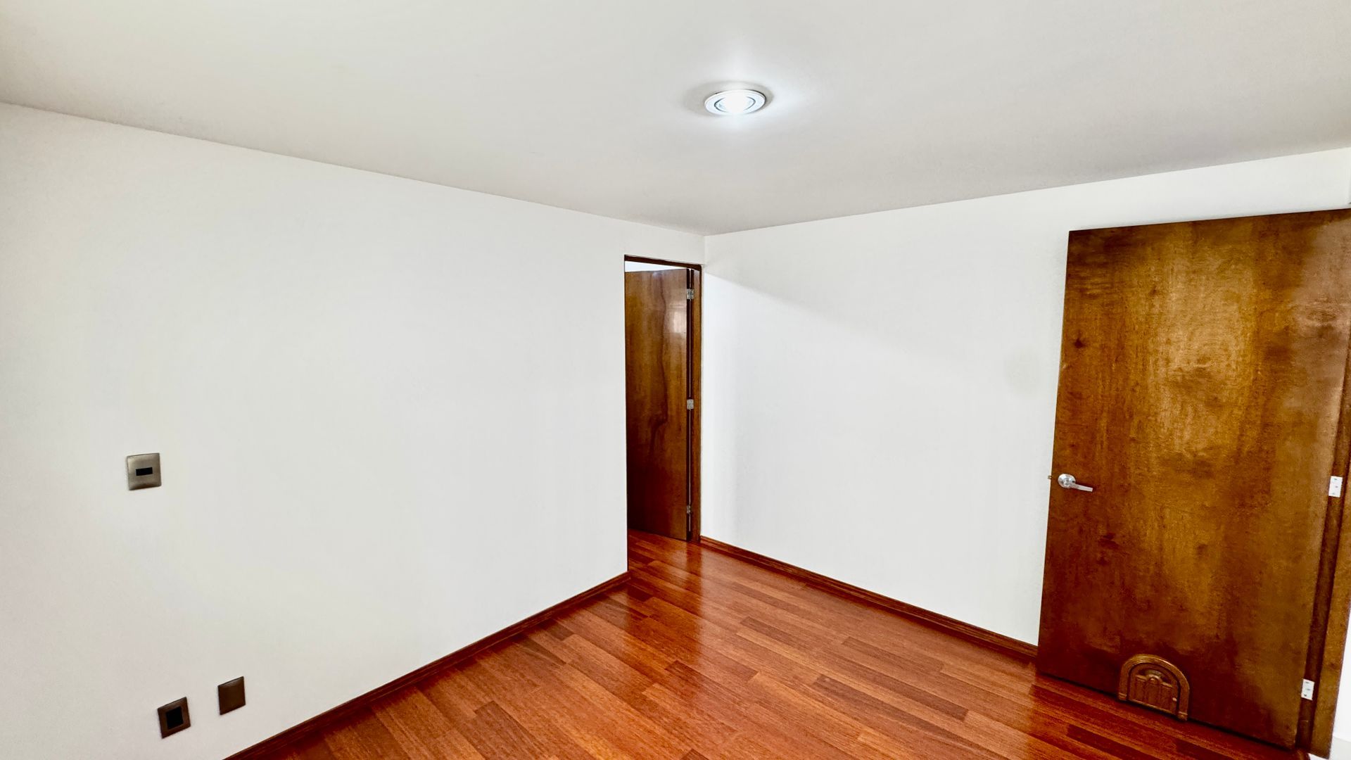 026.jpg